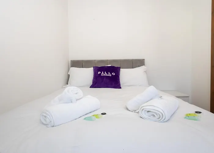 Pillo Rooms - Abbey Grove